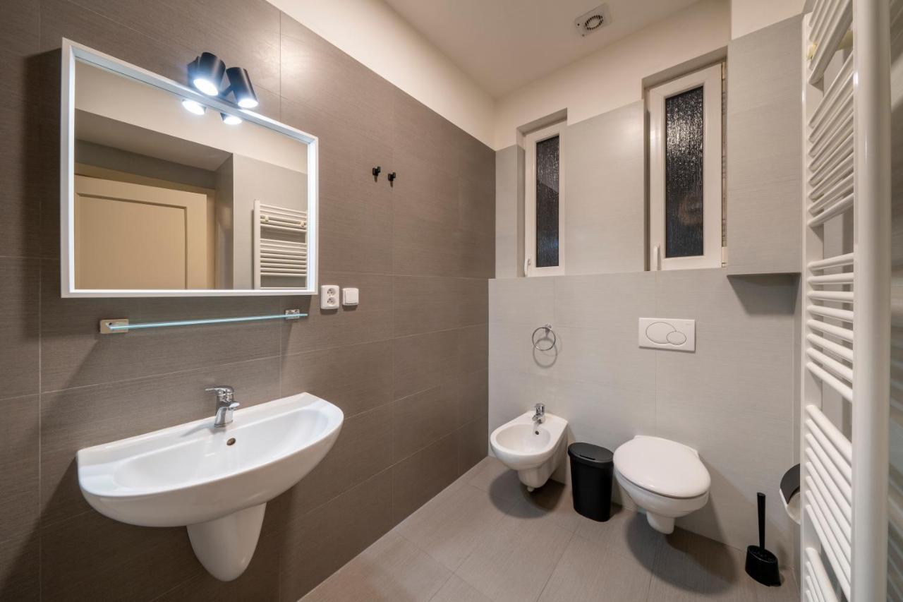 Apart Hotel Zborovska Прага Екстер'єр фото