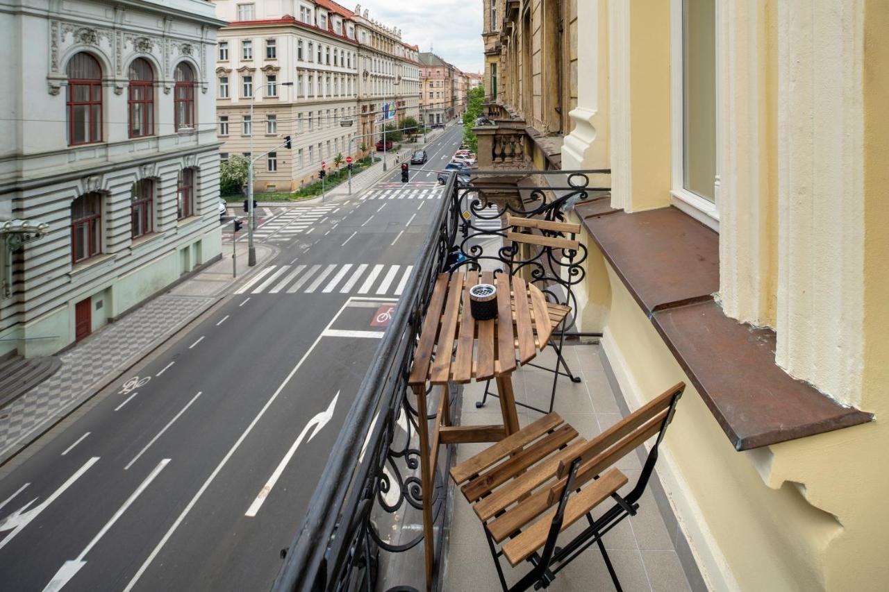 Apart Hotel Zborovska Прага Екстер'єр фото