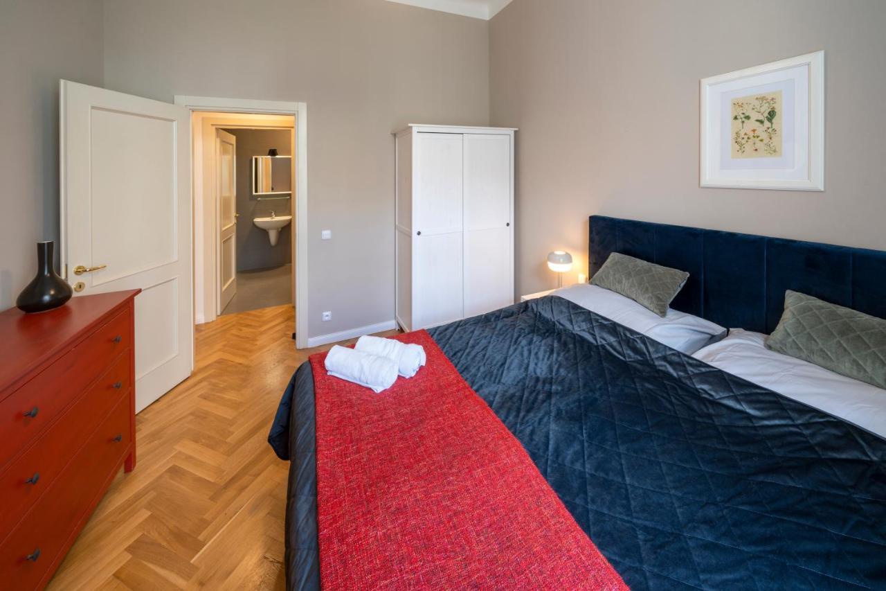 Apart Hotel Zborovska Прага Екстер'єр фото