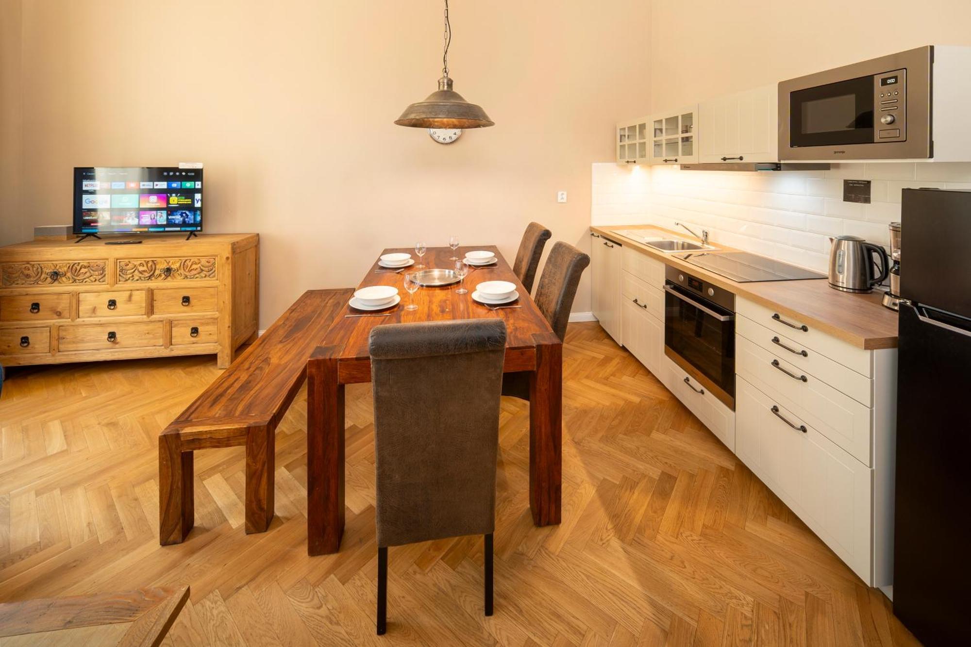 Apart Hotel Zborovska Прага Екстер'єр фото