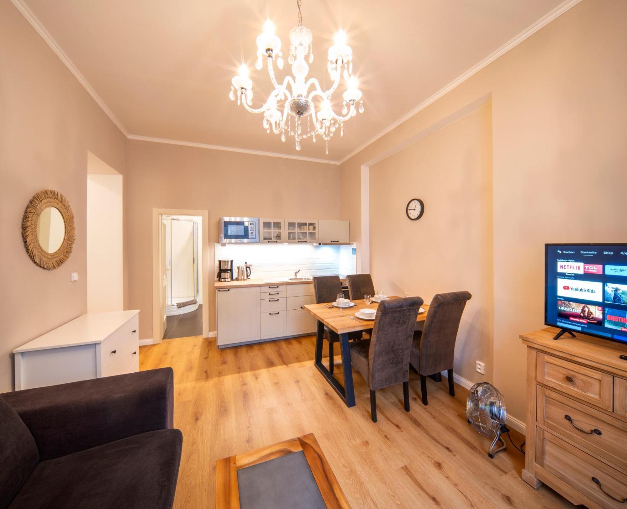 Apart Hotel Zborovska Прага Екстер'єр фото