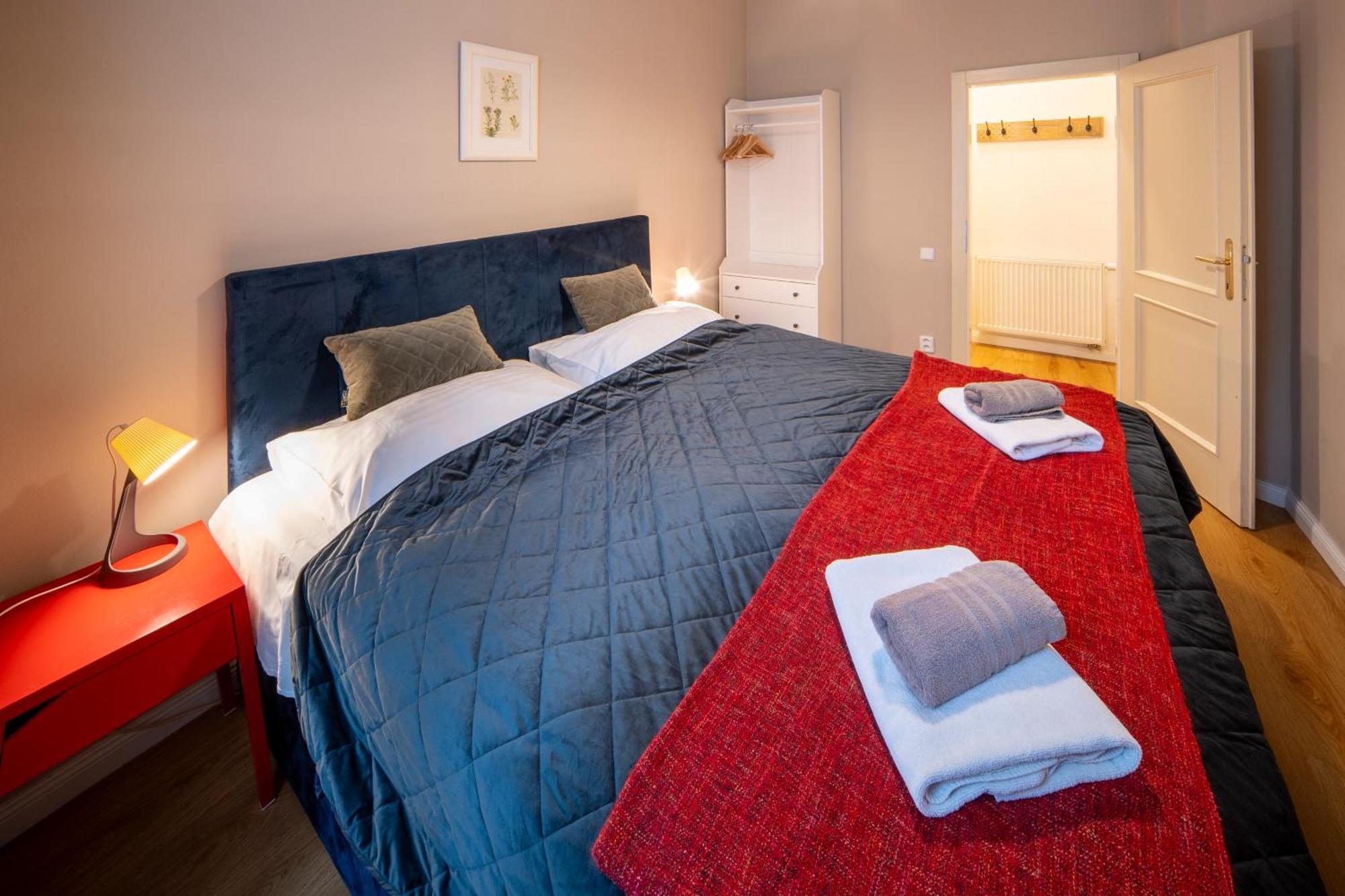 Apart Hotel Zborovska Прага Екстер'єр фото