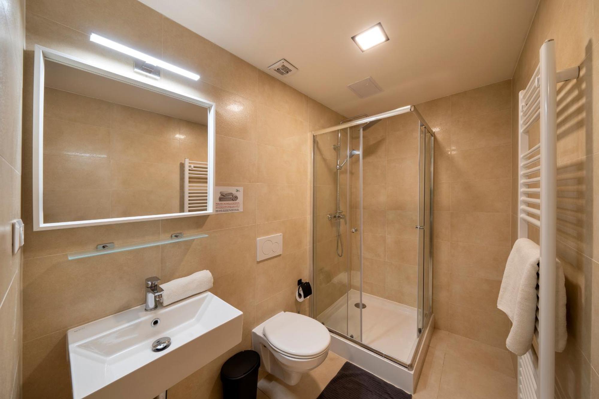 Apart Hotel Zborovska Прага Екстер'єр фото
